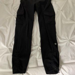 NWOT Size 10 Lululemon Cargo Yoga Pants